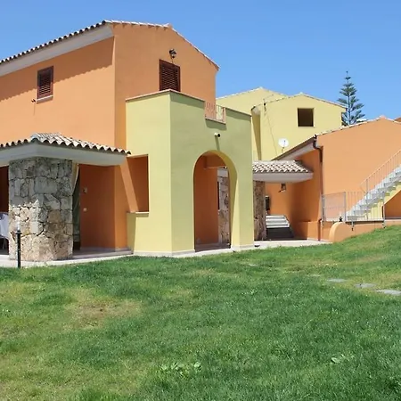 Sardegnasummer Li Cuppulati Сан-Теодоро